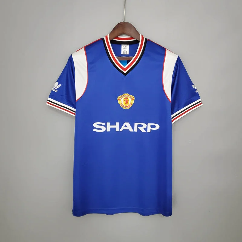 Retro 85/86 Manchester United away