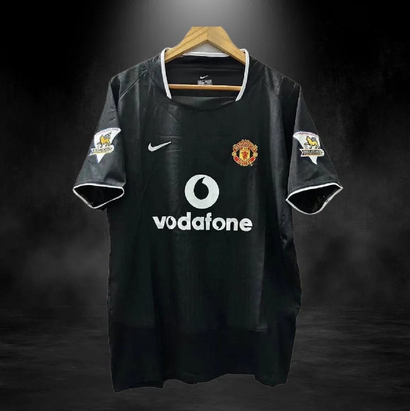 Manchester United Retro Away Shirt 03/04